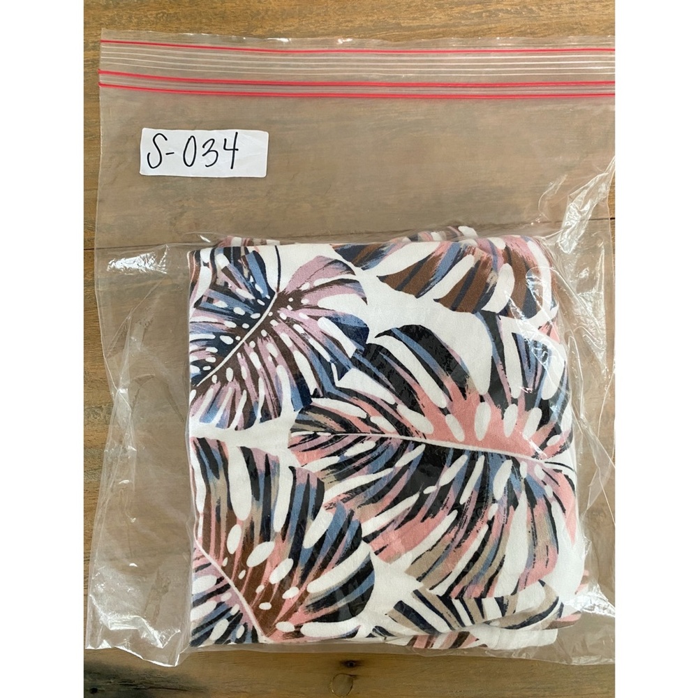 J Jill Wearever Palm Print Layering Tank Top M Sleeveless Stretchy‎ Summer Beach - Picture 7 of 7